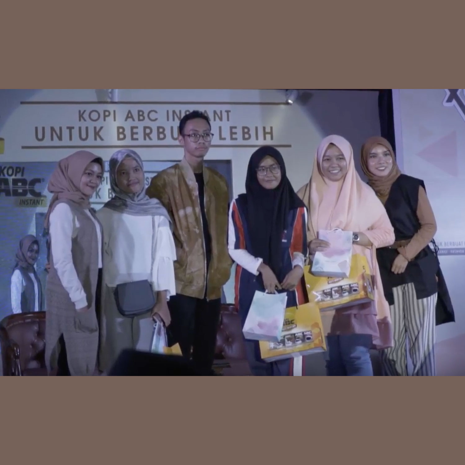 Roadshow Coffeetone X You 2018 Goes to Palembang .